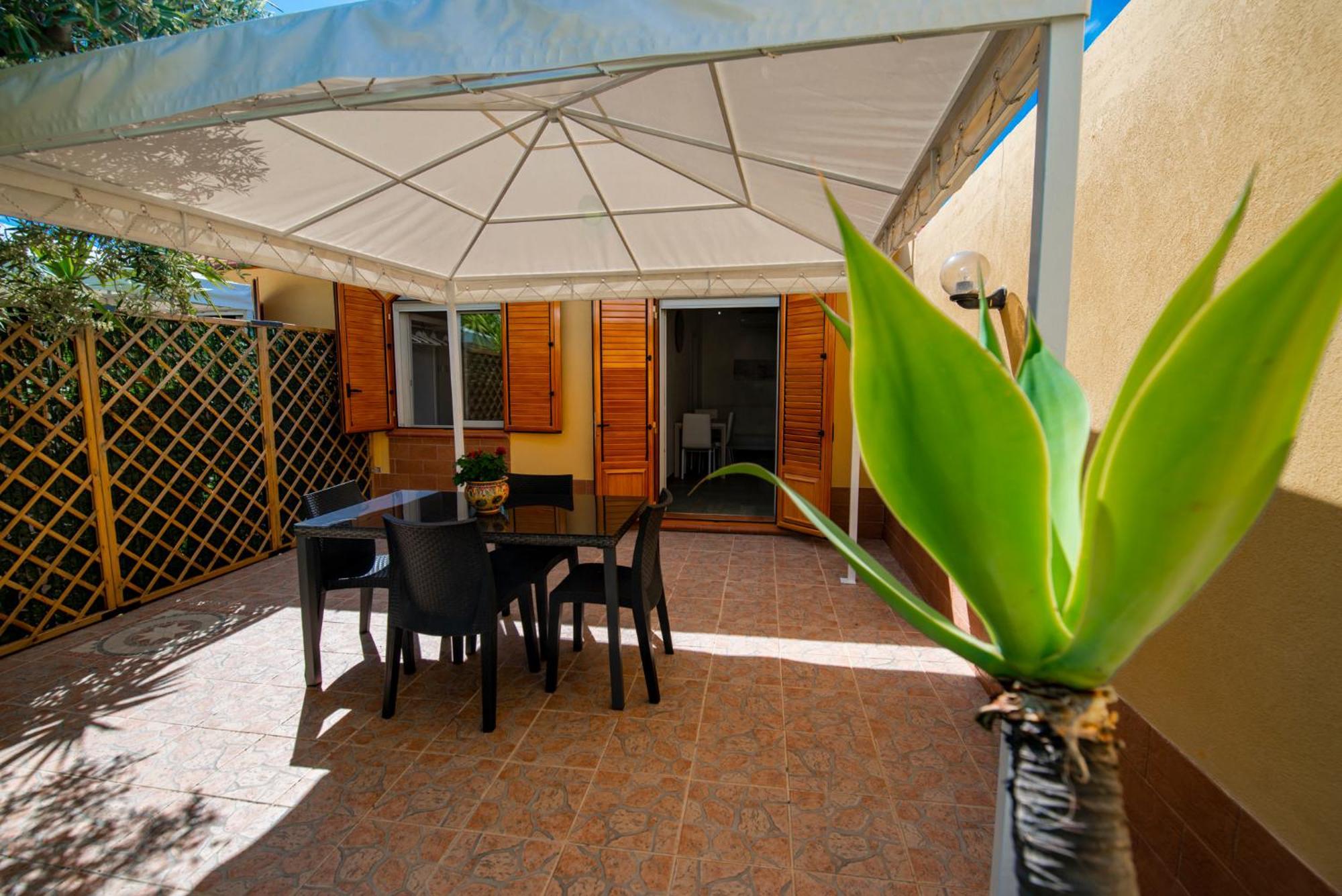 Villa Del Papiro Charme Apartments อาโวลา ภายนอก รูปภาพ