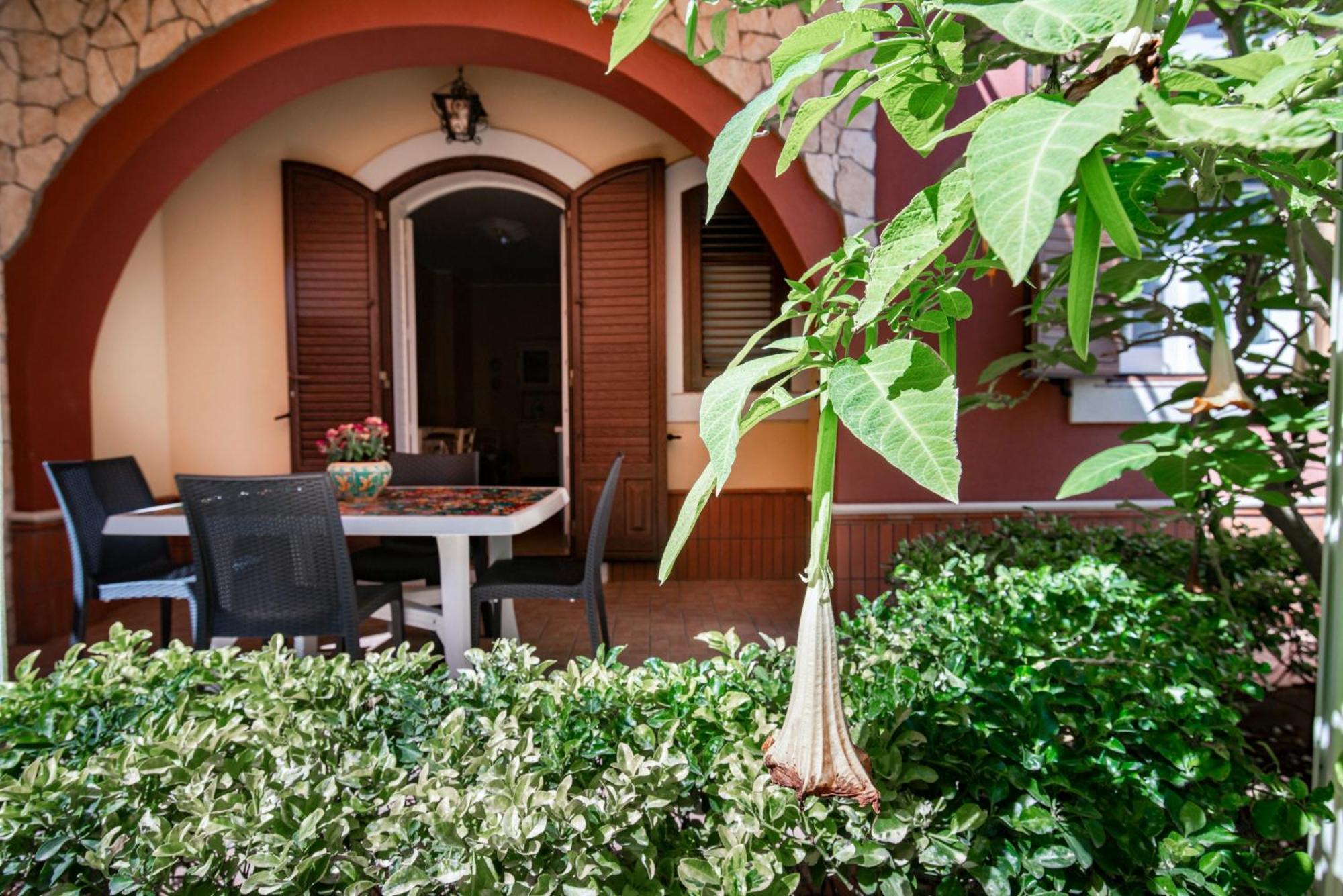 Villa Del Papiro Charme Apartments อาโวลา ภายนอก รูปภาพ
