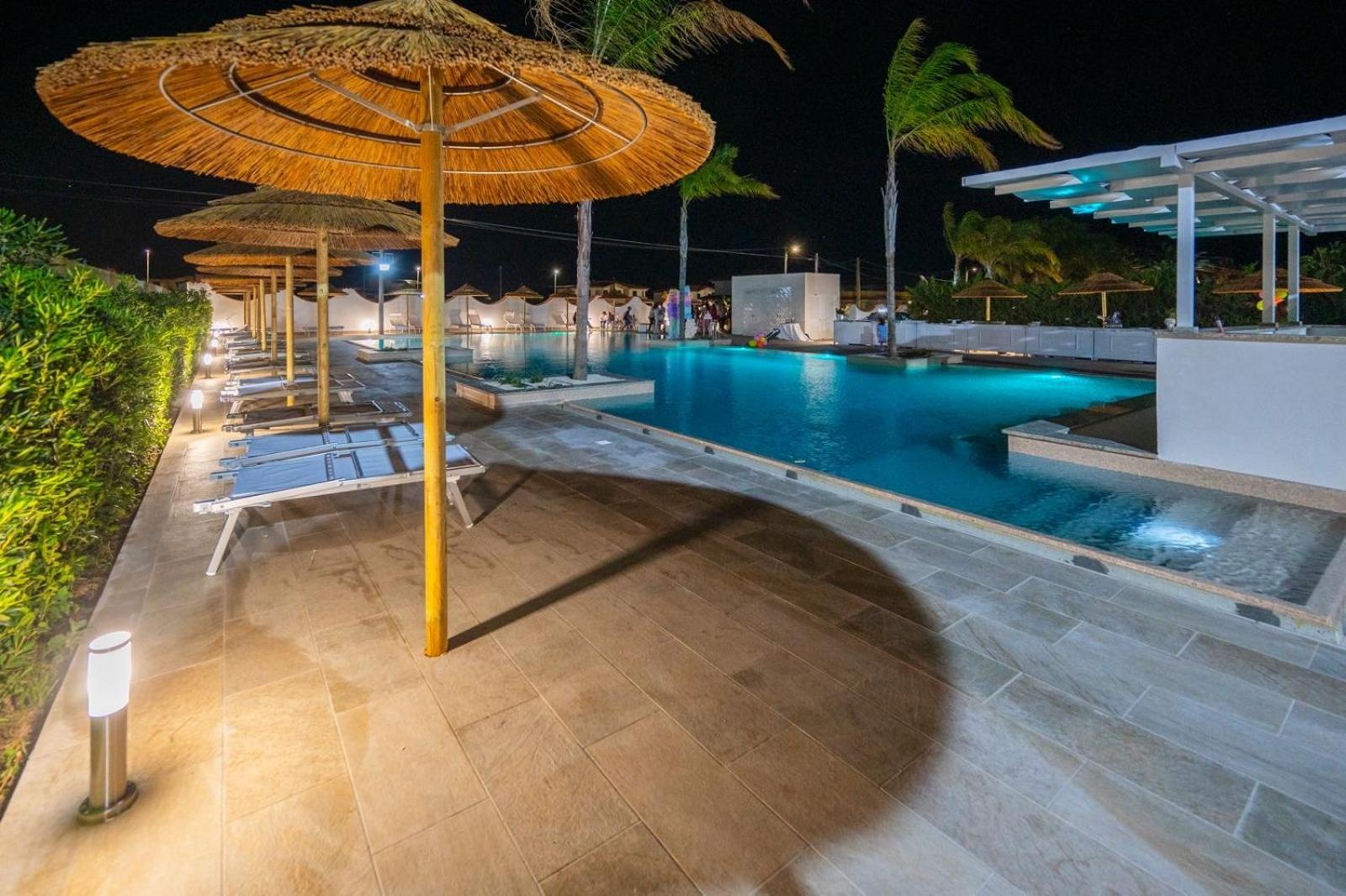 Villa Del Papiro Charme Apartments อาโวลา ภายนอก รูปภาพ