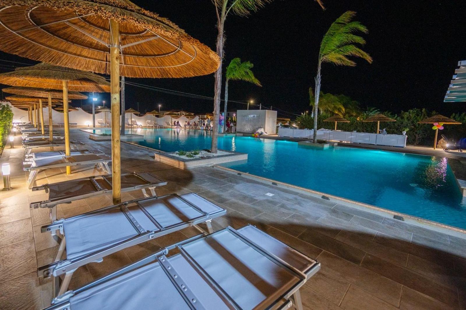 Villa Del Papiro Charme Apartments อาโวลา ภายนอก รูปภาพ